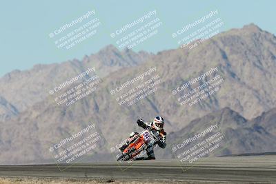 media/Dec-01-2025-Moto Forza (Mon) [[2daa91e15f]]/2-Intermediate Group/Session 4 Turn 9/